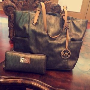 Michael Kors purse and wallet